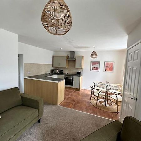 Stylish Miners Cottage At North Rd Porth  Екстер'єр фото