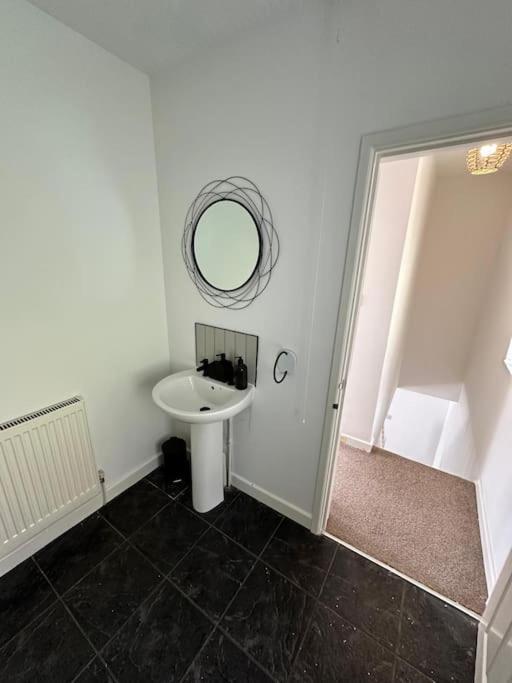Stylish Miners Cottage At North Rd Porth  Екстер'єр фото